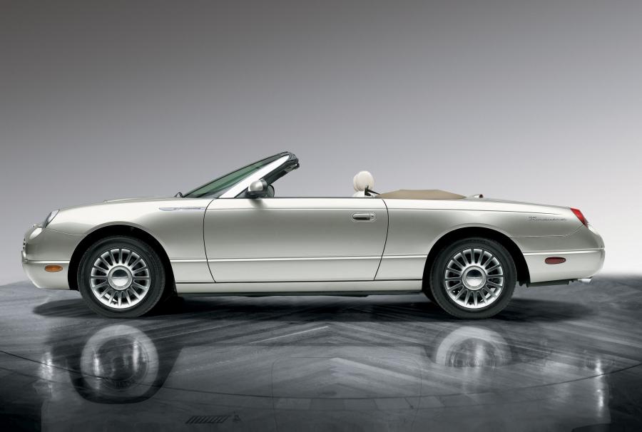  Ford Thunderbird 2002 года  (фото 21 из 161)